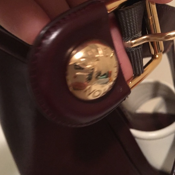 LV sandals. Excellent condition. Used once. - Picture 5 of 6